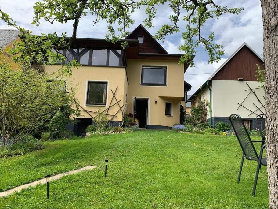 Gartentraum, Feuergrill, Kids-Spielwelt, 4Raeume Hartenstein  Eksteriør bilde